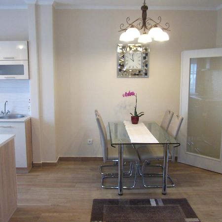 Ametiszt Apartman Heviz Exterior foto