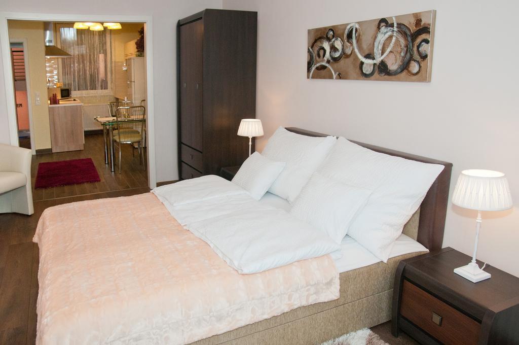 Ametiszt Apartman Heviz Exterior foto