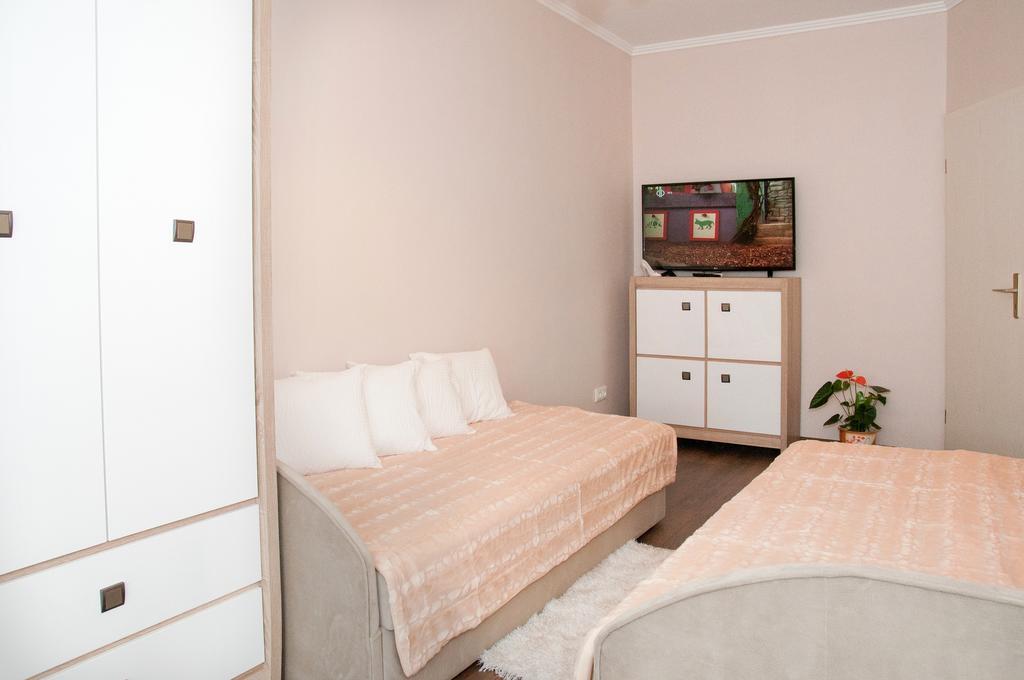 Ametiszt Apartman Heviz Exterior foto