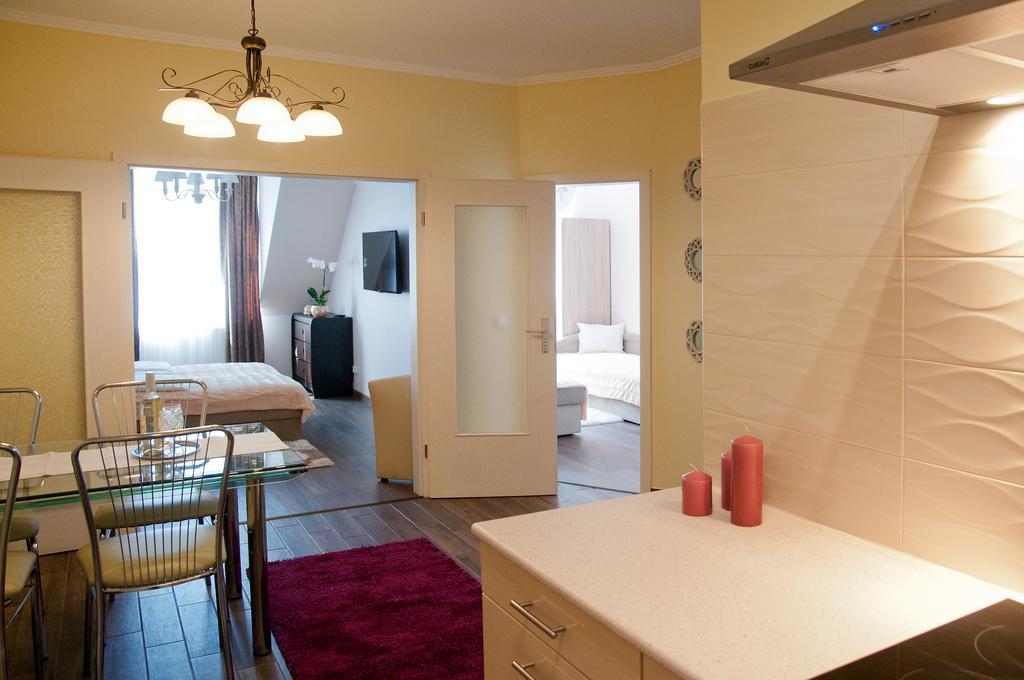 Ametiszt Apartman Heviz Exterior foto