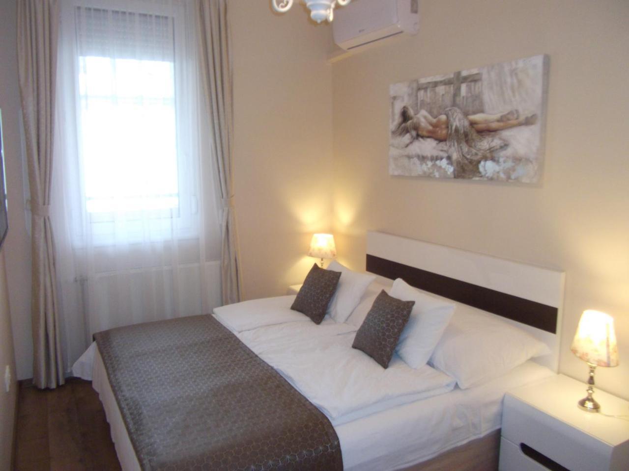 Ametiszt Apartman Heviz Exterior foto