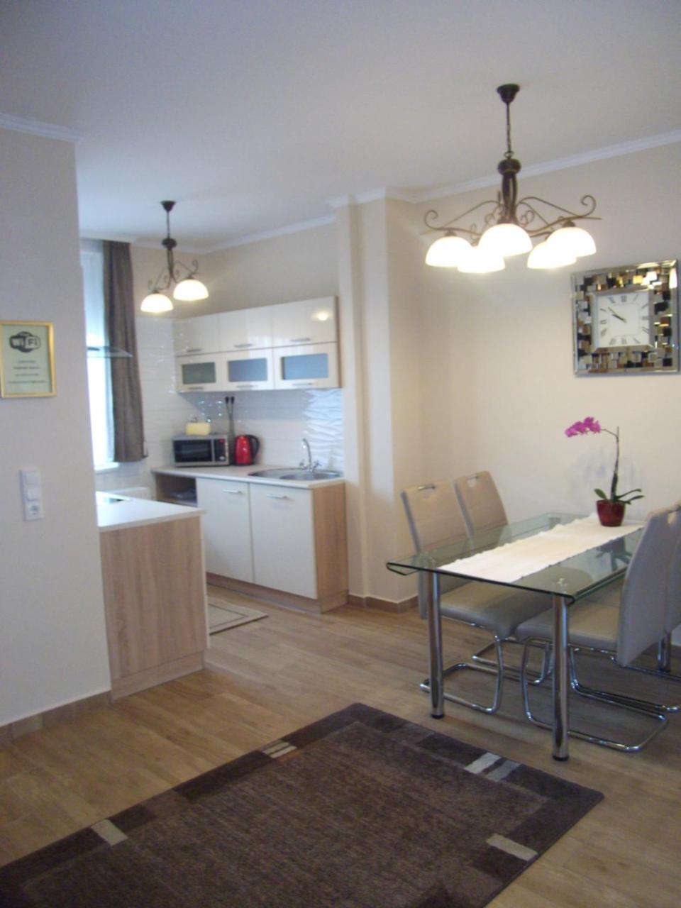 Ametiszt Apartman Heviz Exterior foto