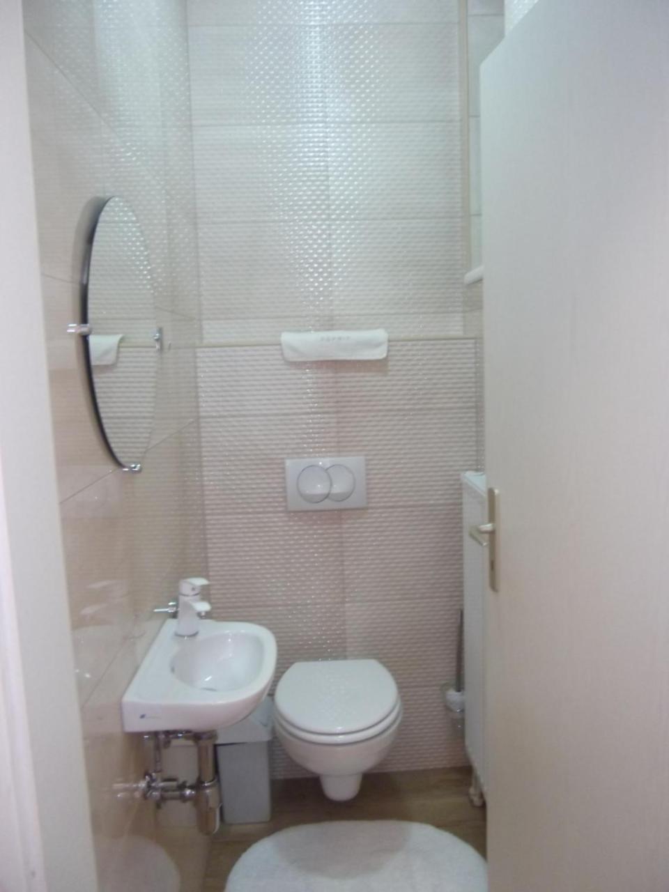 Ametiszt Apartman Heviz Exterior foto